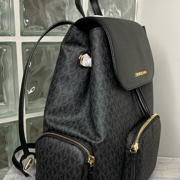 NWT❗️Michael Kors Backpack - Picture 2 of 3